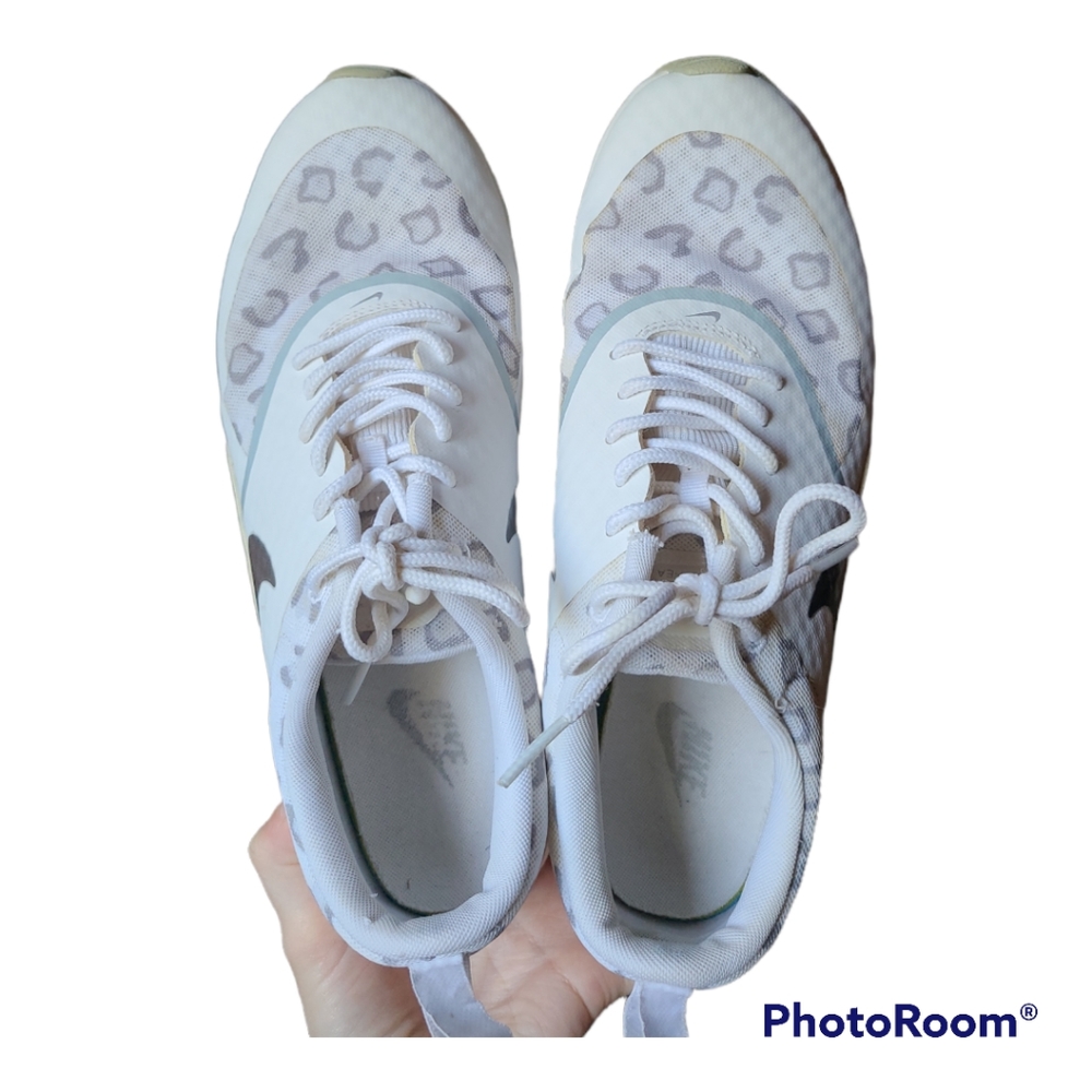 Nike Air Max Theo White w/ Animal Print Women's Sz 10